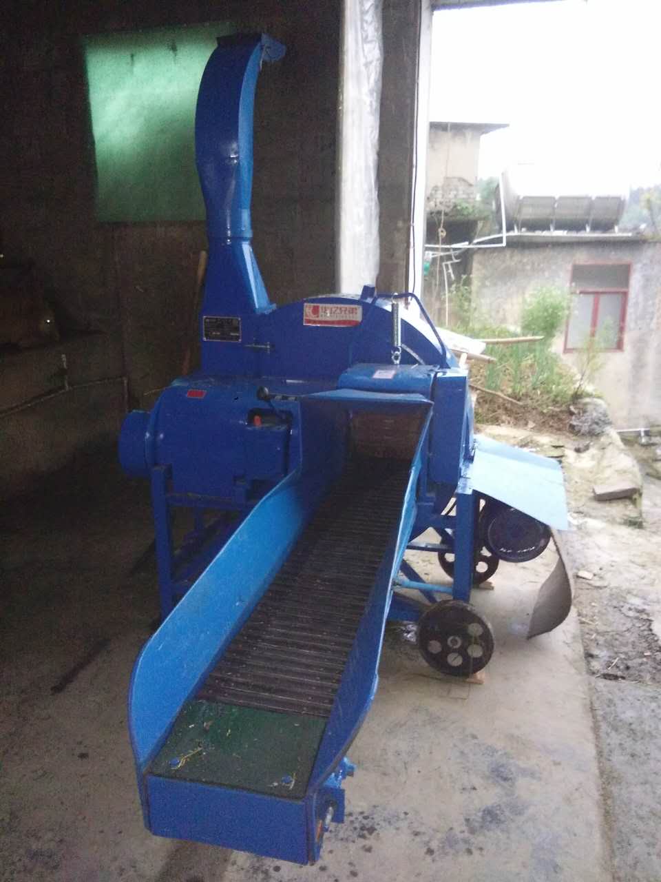 養(yǎng)殖牛羊用什么牌子的鍘草機(jī)？
